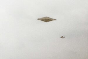 El misterio de la mejor fotografía hecha a un ovni sigue sin resolverse. Y la culpa la tiene el gobierno de Reino Unido