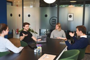 compartir reuniones con boomers y millennials