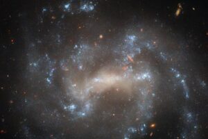 el Hubble investiga si una estrella ha "fingido" su propia muerte