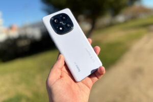 MediaMarkt lanza por sorpresa una campaña centrada en Xiaomi. Ahora, el Redmi Note 14 Pro+ viene con un reloj gratis