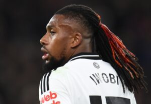 Liverpool (United Kingdom), 14/12/2024.- Fulham's Alex Iwobi looks on during the English Premier League soccer match between Liverpool FC and Fulham FC, in Liverpool, Britain, 14 December 2024. (Reino Unido) EFE/EPA/PETER POWELL