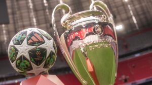 Nuevo balón de la UEFA Champions League.