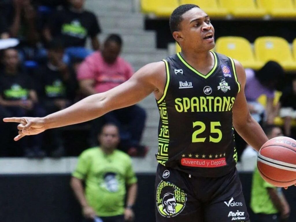 Leonardo Palacios y Elián Centeno no continuarán con Spartans