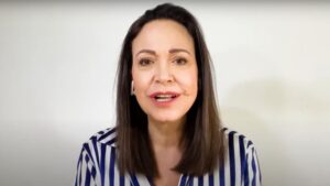 'La nueva fase es vía de las fuerzas internas y externas'