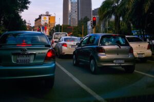 Un país africano quiere convertirse en el primero del mundo en prohibir los coches a combustión: Etiopía