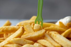 Las acrilamidas son el gran problema de las patatas fritas. Un equipo de investigadores tiene la llave para solucionarlo