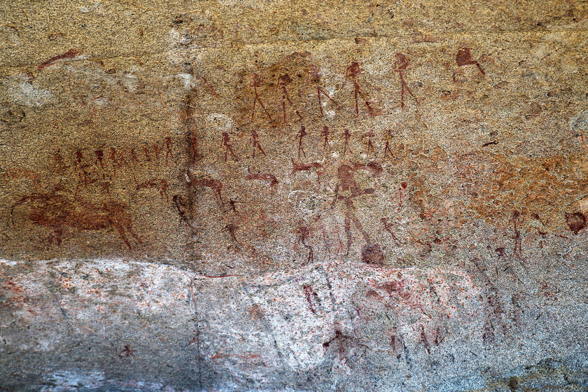 Hace miles de años el hombre aprendió a pintar. Y una de las primeras cosas que hizo fue dibujar un pene