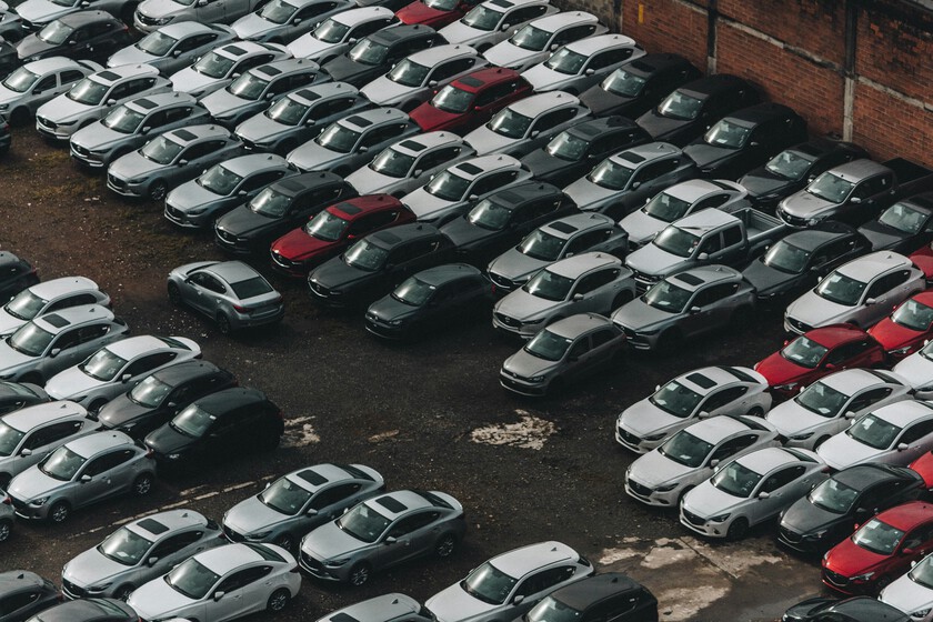 A China le urge cada vez más exportar sus coches eléctricos a Occidente. El motivo es simple: tiene superpoblación