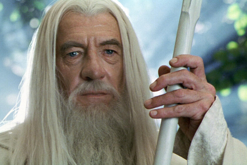 El Funko de Gandalf en edición especial, en stock y que brilla en la oscuridad a un buen precio para ser de 'El Señor de los Anillos'