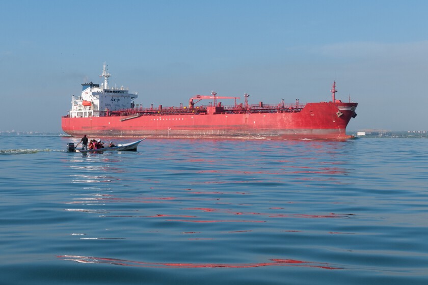 El petróleo "flotante" llevaba años deambulando por el mar. Ahora ha desaparecido y se sospecha de un comprador: China