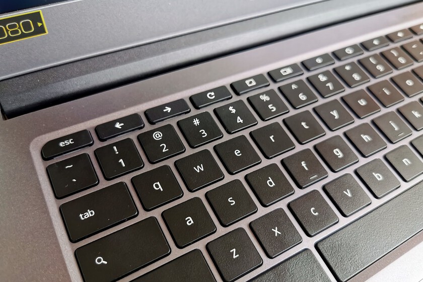 Los Chromebook son los únicos portátiles con el teclado en minúsculas. Google ha explicado por qué