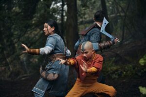 La leyenda de Aang' de Netflix no solo triunfa en audiencia, sino que supera a 'One Piece'