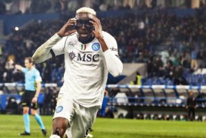 Victor Osimhen iguala récord de Diego Armando Maradona