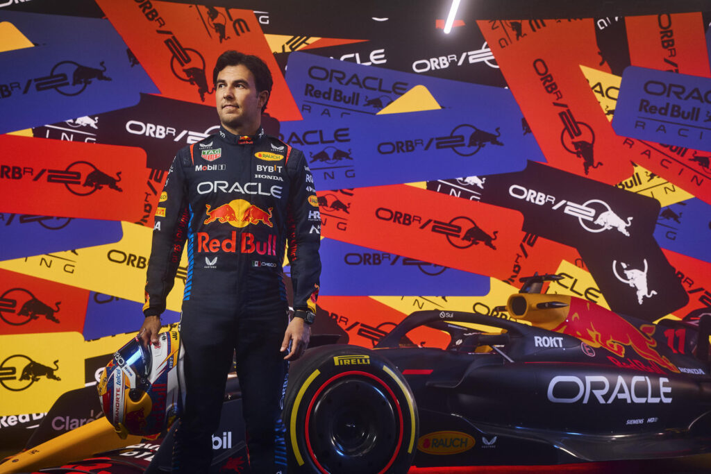 Red Bull presenta el RB20 de Verstappen y Checo Pérez