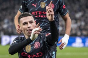 Manchester City con el boleto a cuartos desde la ida