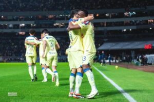 América se ve frustrado por decisiones arbitrales