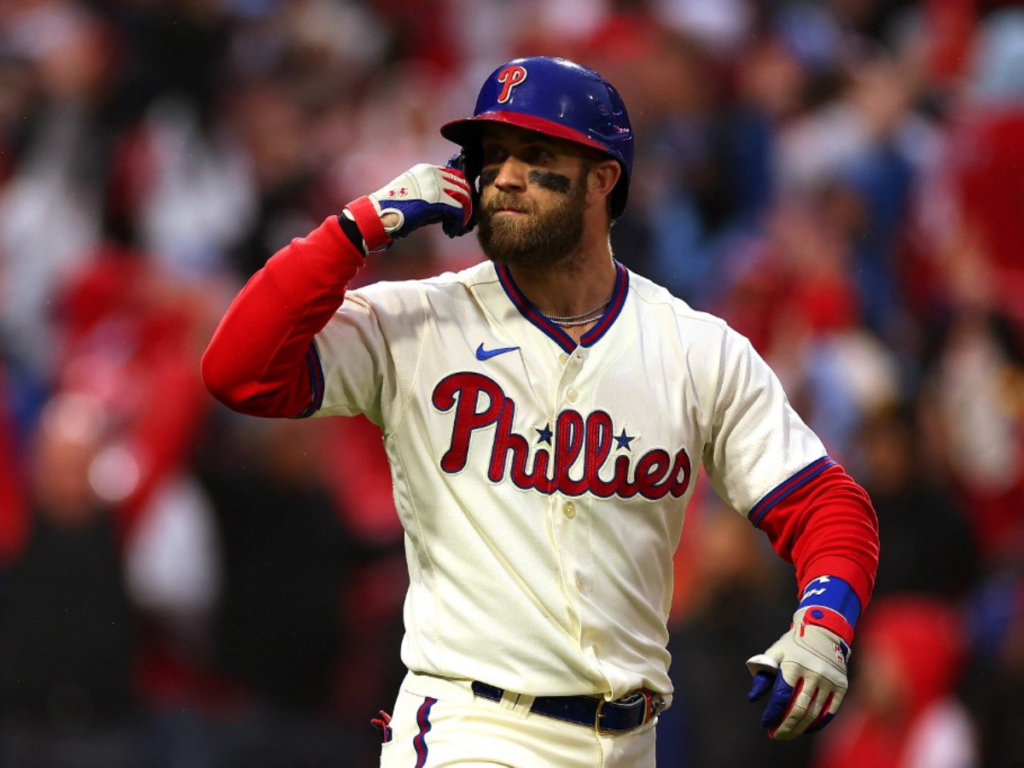 Harper quiere seguir en los Phillies por muchos años