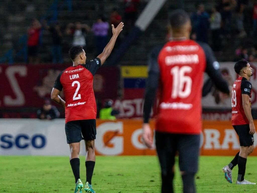 Diego Luna jugará en el Baltika de Rusia