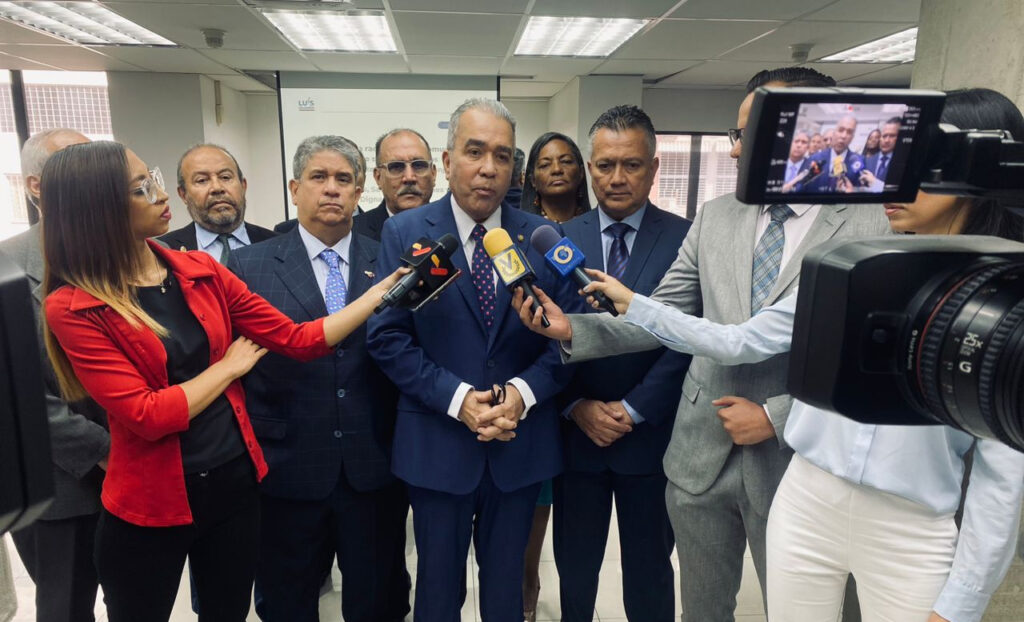 Sería criminal marchar divididos en las presidenciales y facilitarle el camino al oficialismo