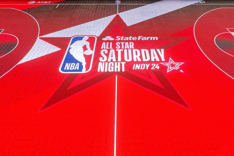 NBA All- Star da un salto con futurísticas canchas LED