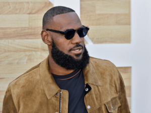 LeBron James prioriza su salud antes de ir a los JJOO