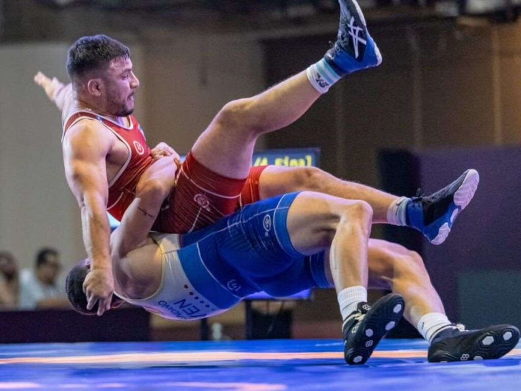 Luis Avendaño se alzó subcampeón en Acapulco