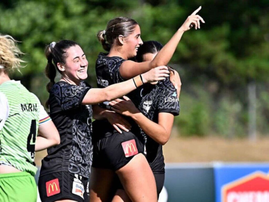 Speckmaier es líder goleadora en Wellington