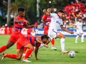 Se hizo (mala) costumbre - Líder en deportes