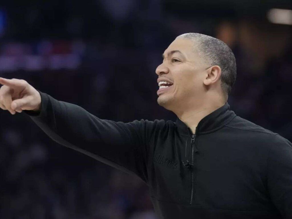 La NBA multa al entrenador de los Clippers