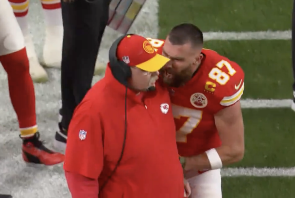 La reacción de Travis Kelce con Andy Reid