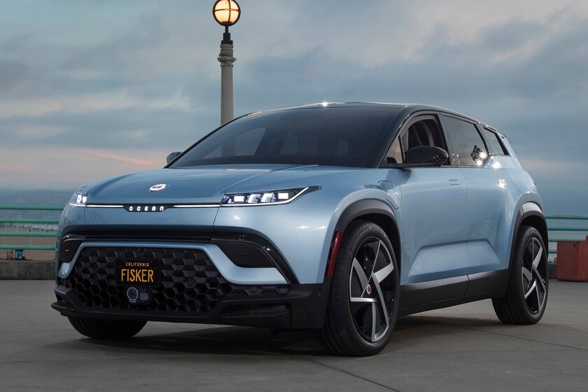 Fisker capa sus coches eléctricos con la suscripción asomando en el horizonte