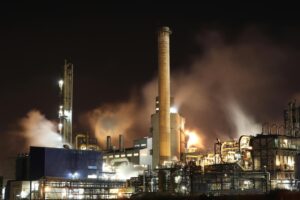 Europa ha acumulado tanto gas natural que solo le queda una opción razonable: almacenarlo en Ucrania