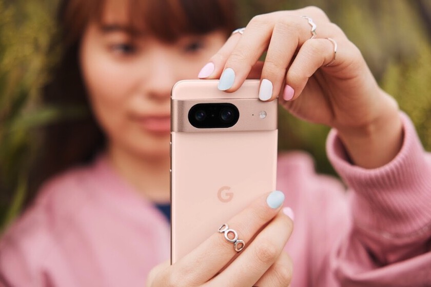 El Google Pixel 8 se queda sin Gemini Nano. La razón no es demasiado convincente