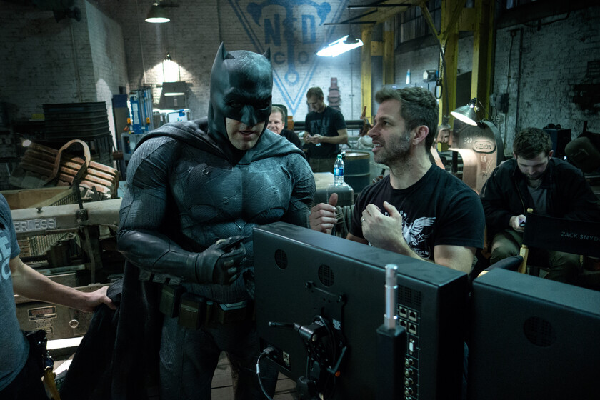 "También es mi religión". Zack Snyder defiende a capa y espada que Batman pueda matar, pero comprende a los fans que critican su aproximación al personaje