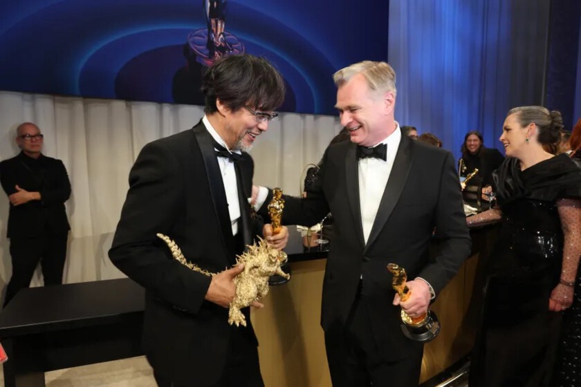 "Es un símbolo de terror, guerra y poder nuclear". El director de 'Godzilla Minus One' compara su película con 'Oppenheimer' y afirma que él la haría diferente