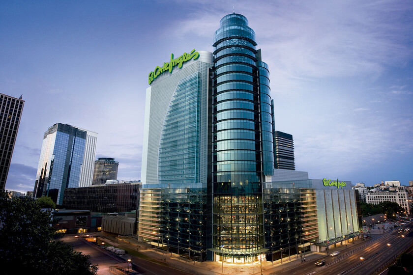 El Corte Inglés llega cargado de ofertas al fin de semana y podrás disfrutar de atractivos descuentos en Smart TVs, teléfonos y más