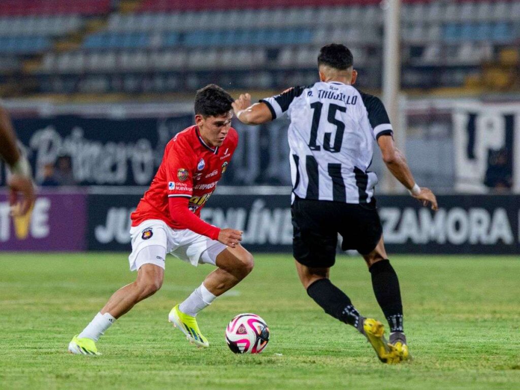 Caracas FC rescata un punto ante Zamora