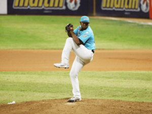 Carlos Navas se une a Rieleros de Aguascalientes