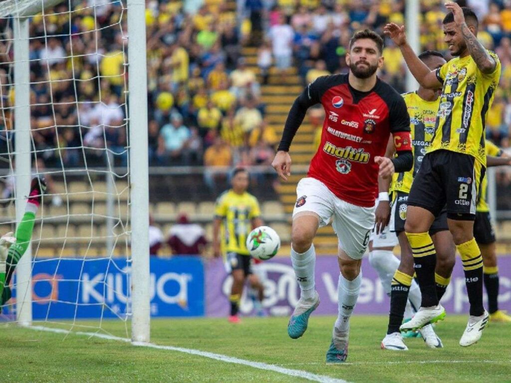 Caracas FC y Dvo. Táchira disputan el clásico N° 124