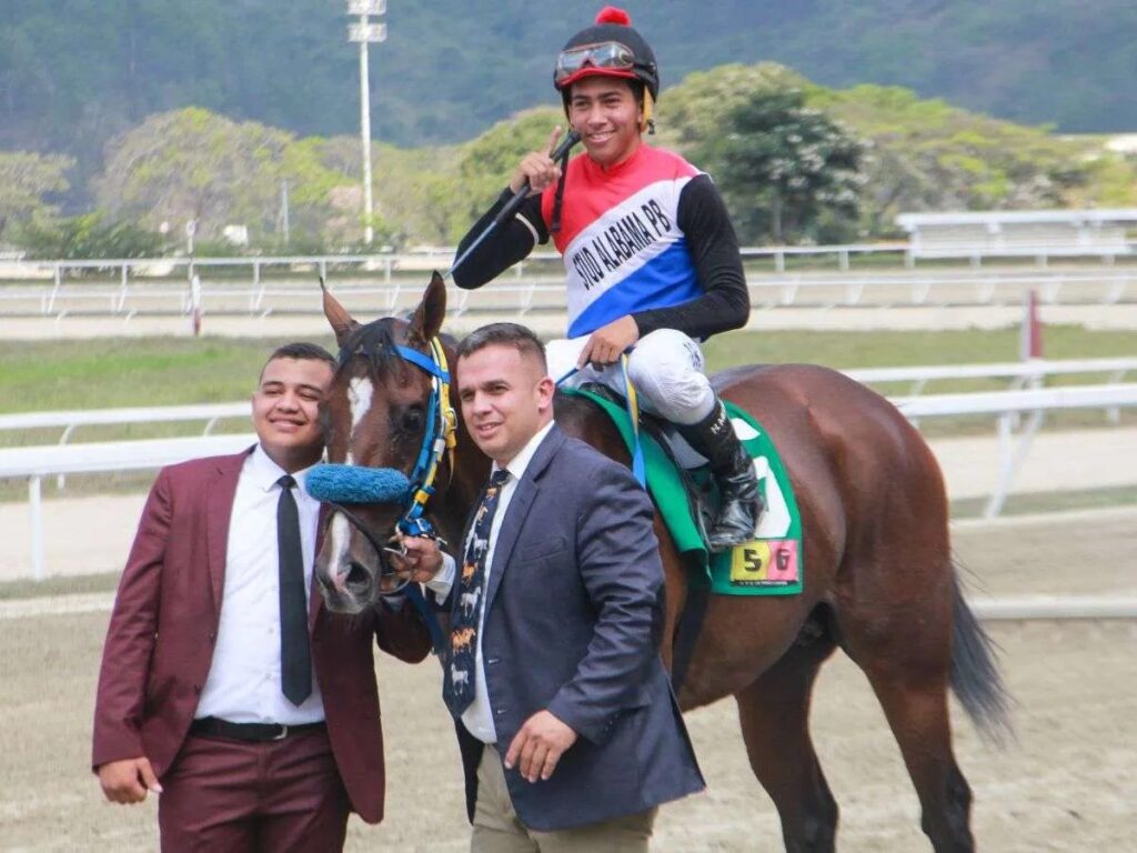 Hermirxon Medina llegó a 60 triunfos