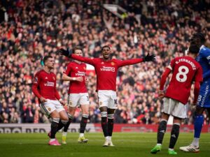 El United volvió al triunfo en la Premier