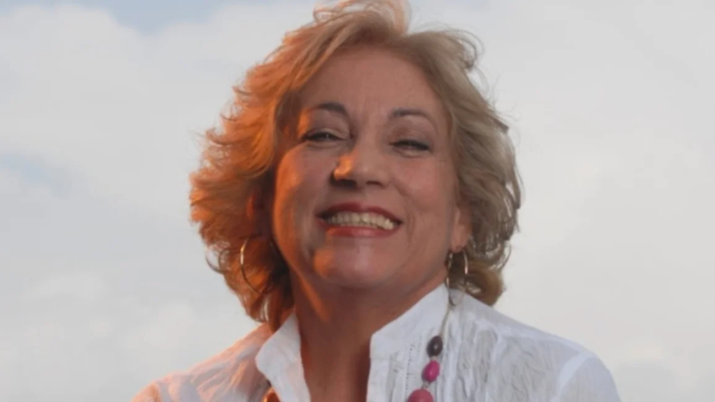María Teresa Chacín a sus 79 años mantiene su vibrante voz que cautiva a Venezuela