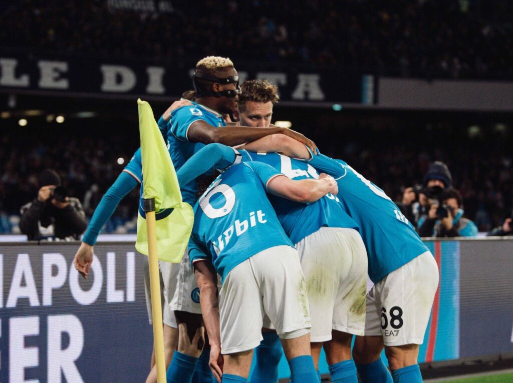 Nápoles se juega el pase a Champions y el Mundial de Clubes