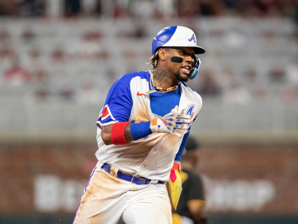 Acuña “sigue progresando”  - Líder en deportes