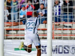 Salomón lideró goleada del Pachuca con hat trick