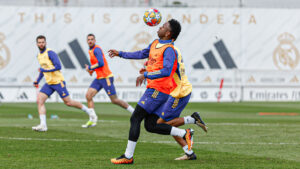 Vinicius Jr. entrenando con el Real Madrid. (Foto: 'X' Real Madrid C.F.)