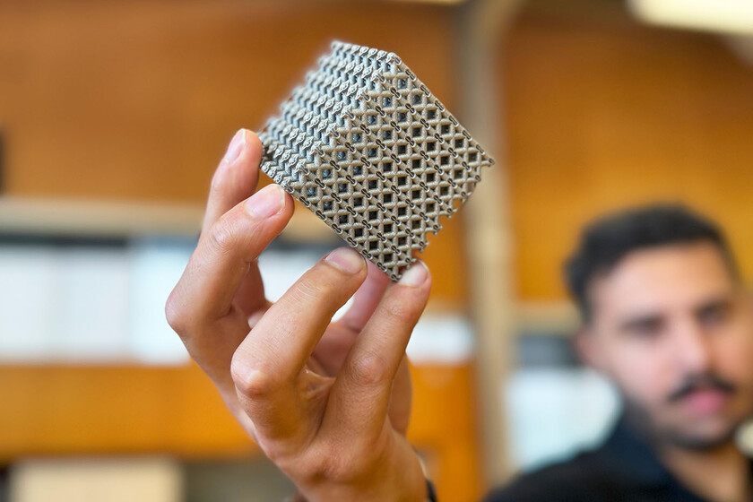 está hecho de titanio impreso en 3D