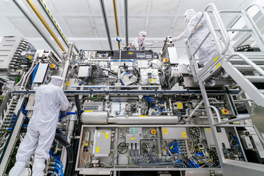 ASML está vendiendo menos equipos de litografía. Las sanciones a China solo son responsables en parte