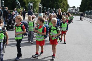 Noruega tiene un informe que pone por las nubes prohibir los móviles en las escuelas. Es bastante más complicado