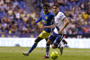 ¿Hubo mano? América empata a Puebla con polémico gol